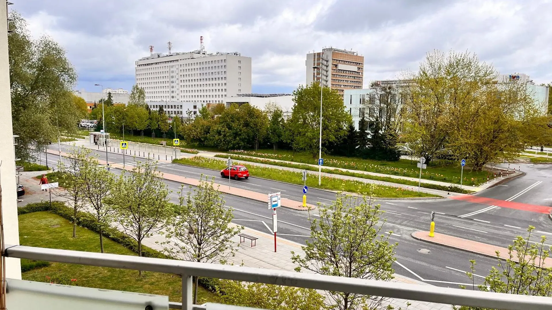 Apartament Roentgena 16 Przy Centrum Onkologii I Klinice Novum Warsaw Apartment